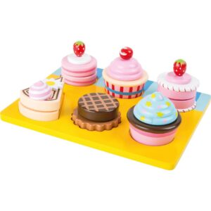 Houten taarten en cupcakes
